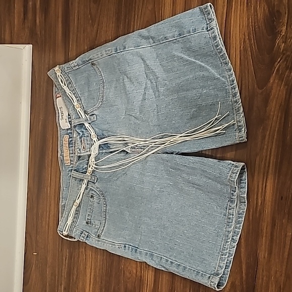 Levi's Pants - Levi's 515 Short
